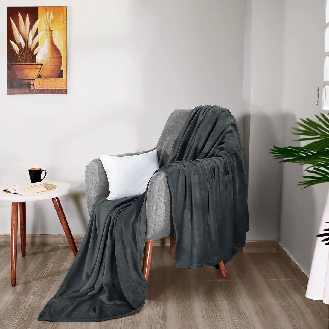 Premium Plush Microfiber Throw Blanket