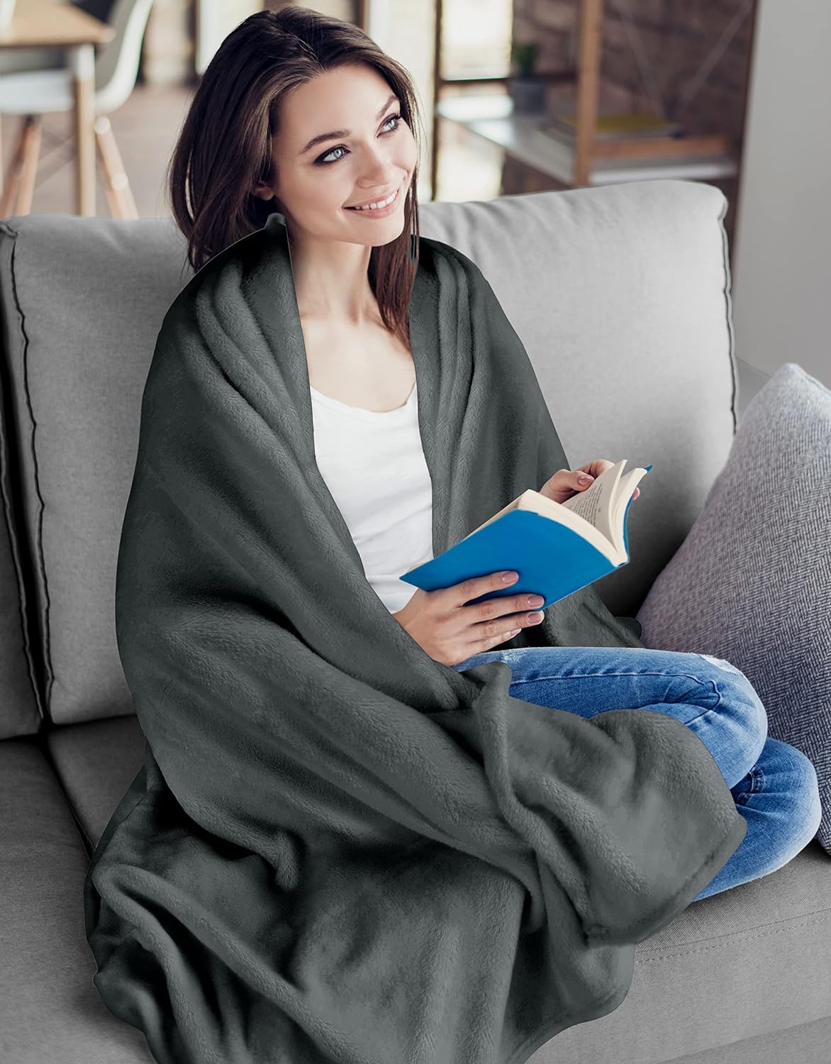 Premium Plush Microfiber Throw Blanket